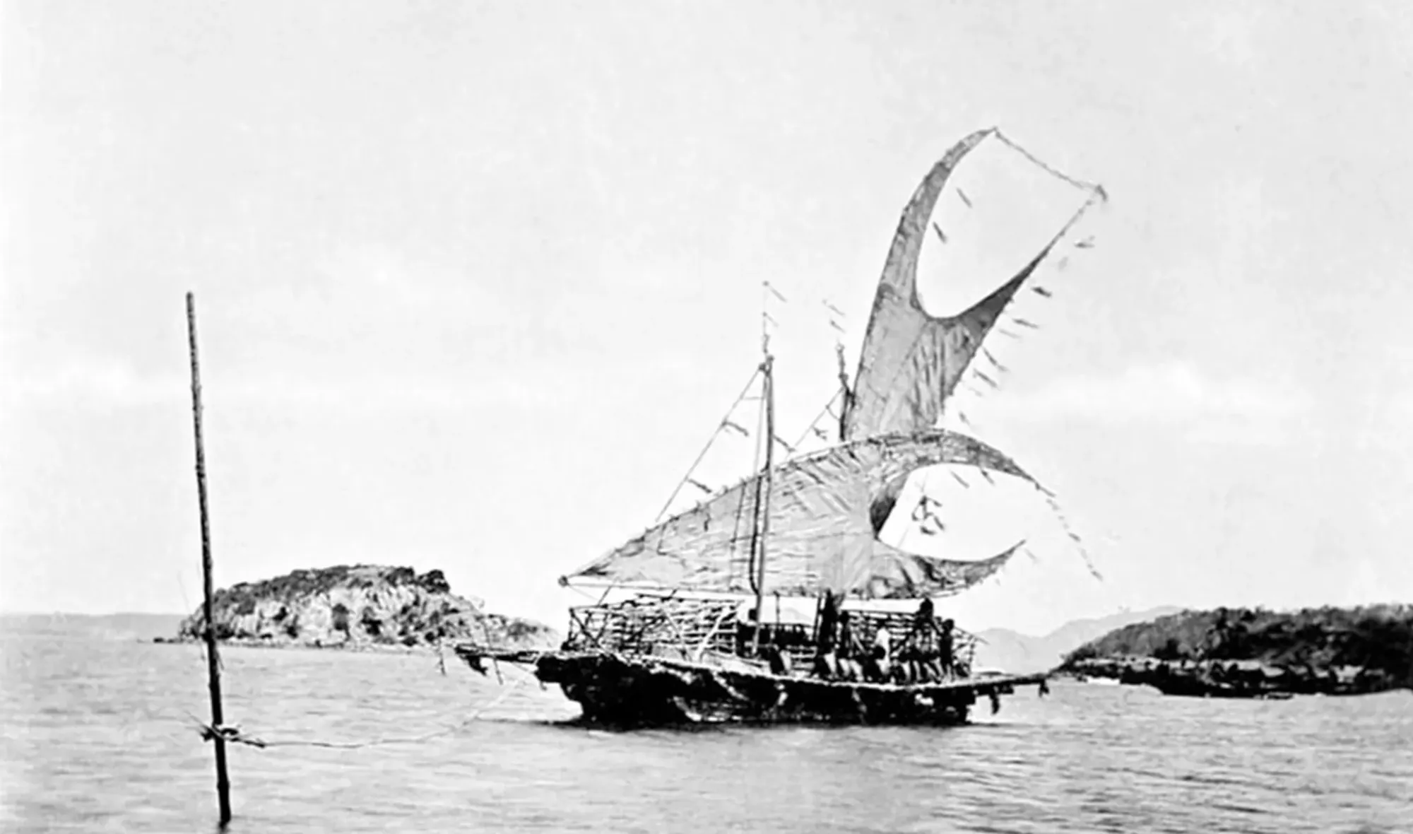 Collecting by theme: Ships on stamps